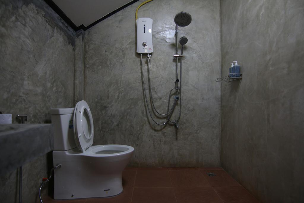 Little-Teak Homestay Τσιάνγκ Μάι Δωμάτιο φωτογραφία